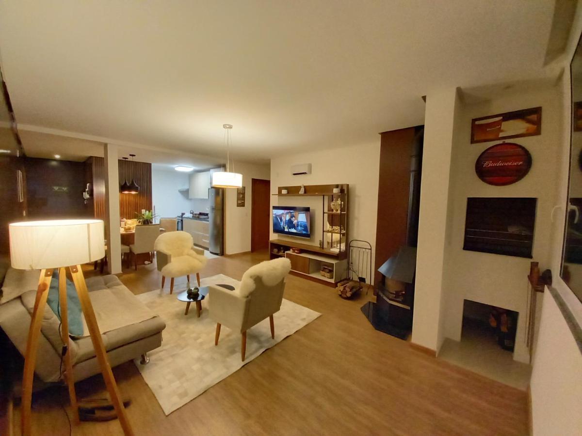 Gramado - Apartamento Aconchegante Com Lareira E Churrasqueira Ngoại thất bức ảnh